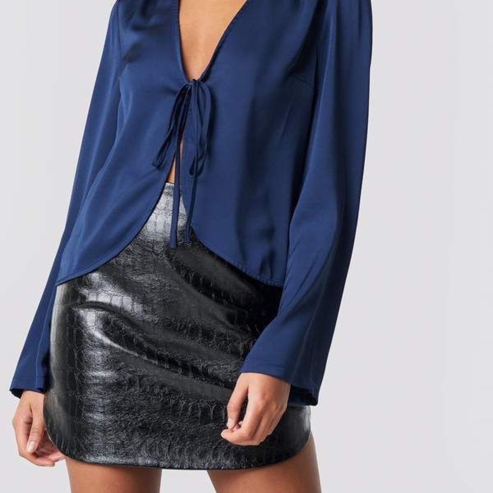 mini leather skirt